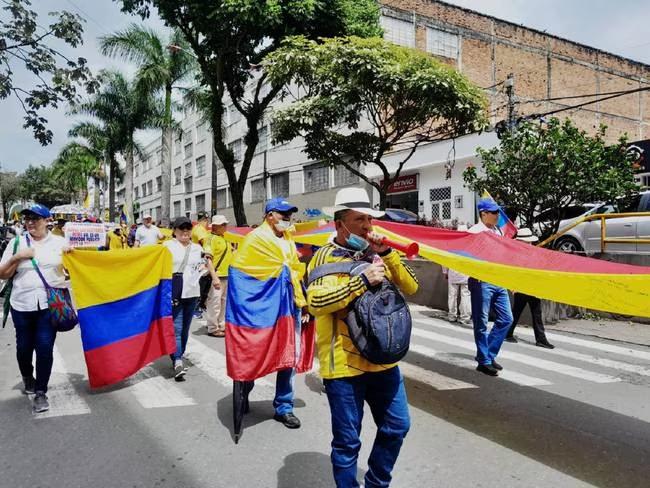 Marcha Contra Petro En Cuatro Vocablos El Unicornio